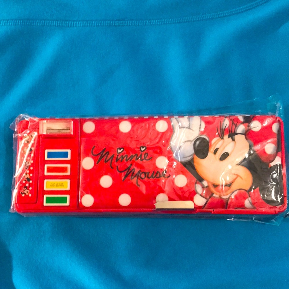 Disneyland Minnie Mouse pencil box NWT